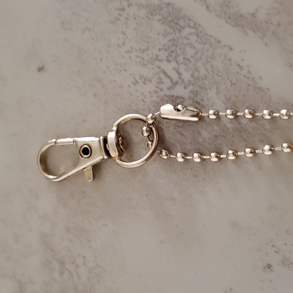 Jeweled Skull Keychain/Bag Charm nwot - Picture 3 of 4